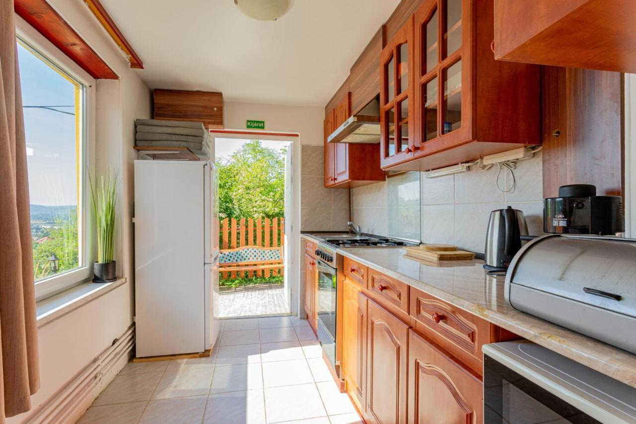 Panorama Apartmanhaz Ostrzyhom Zewnętrze zdjęcie