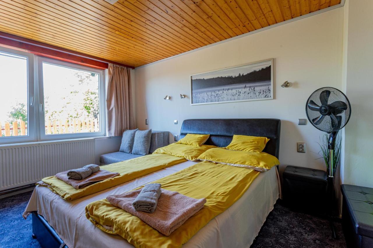 Panorama Apartmanhaz Ostrzyhom Zewnętrze zdjęcie