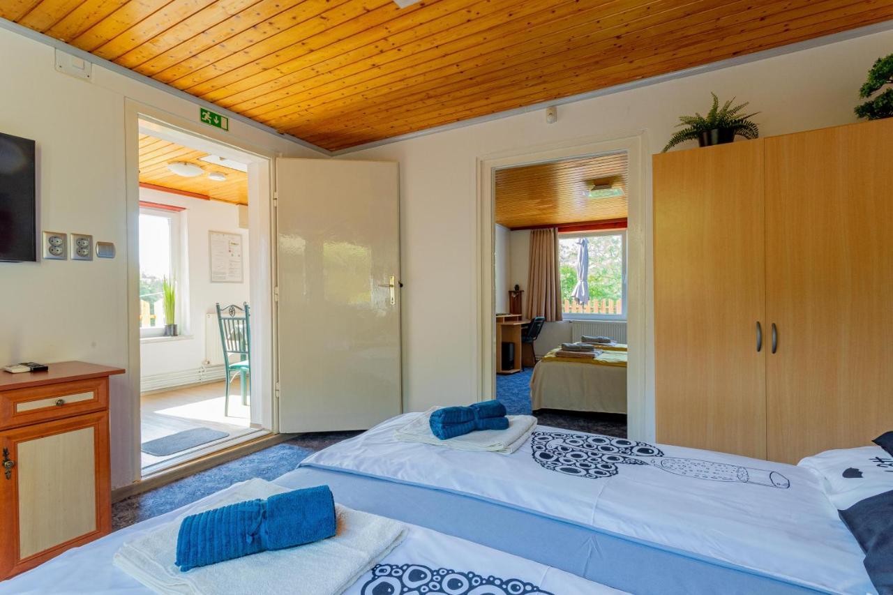 Panorama Apartmanhaz Ostrzyhom Zewnętrze zdjęcie