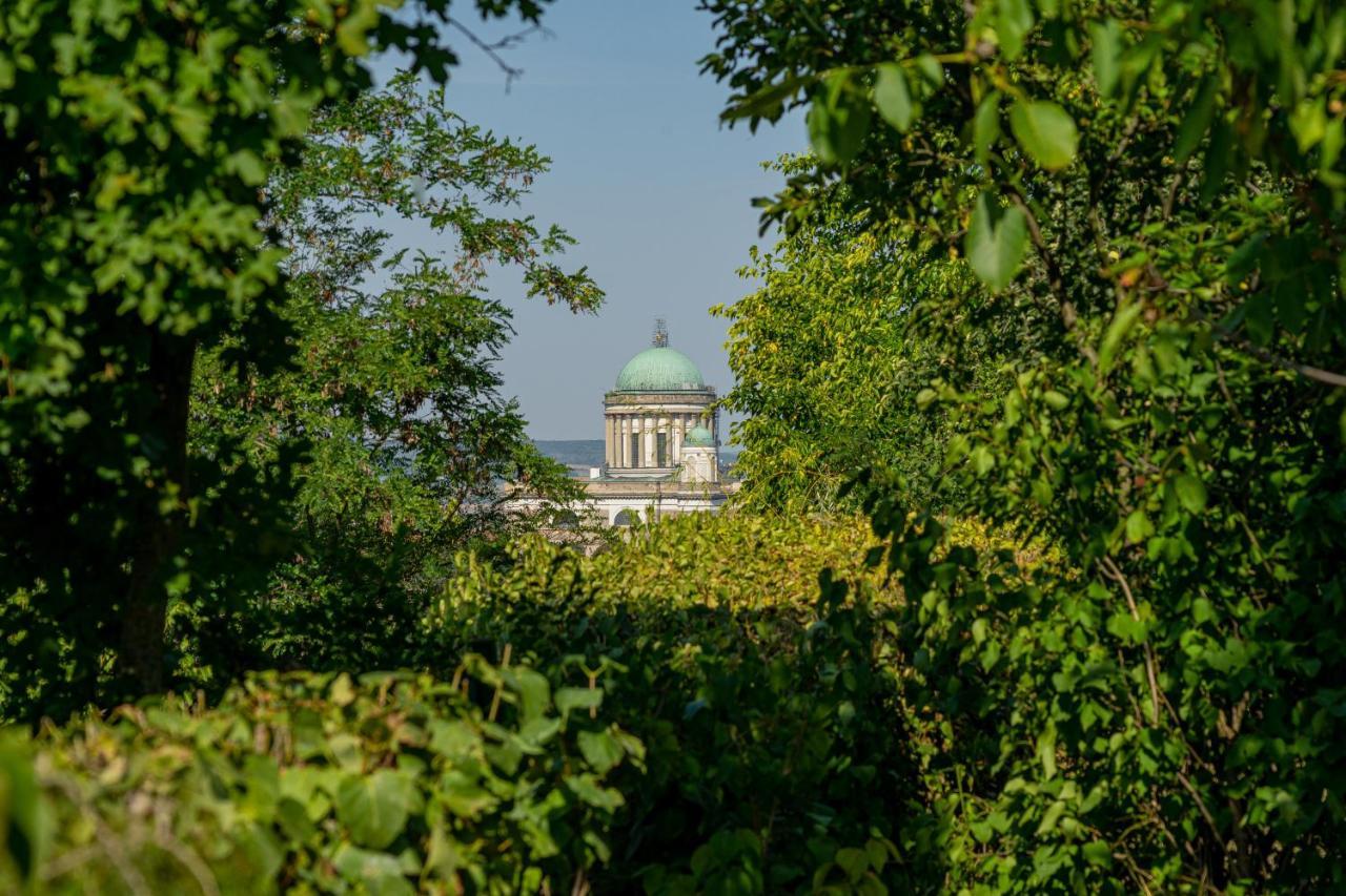 Panorama Apartmanhaz Ostrzyhom Zewnętrze zdjęcie